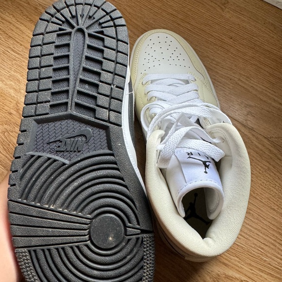 Nike Jordan’s - Picture 4 of 4